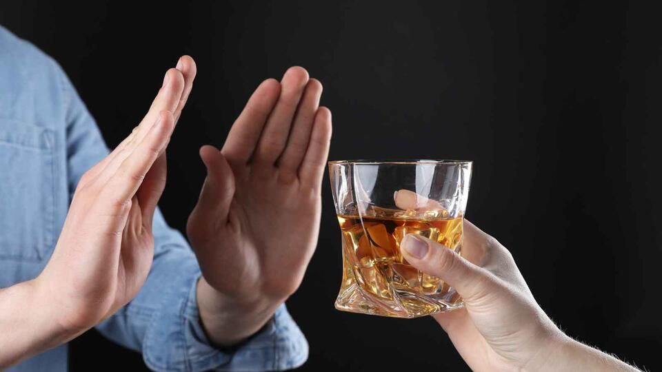 如何减少饮酒量：实用策略